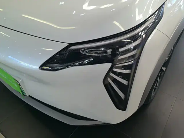 GAC Aion Y — Фото автомобиля 17