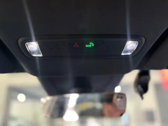 Lynk & Co Z20 — Фото автомобиля 11