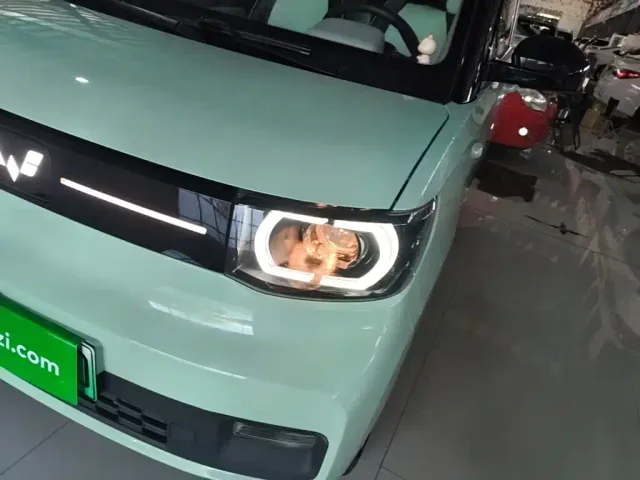 Wuling Hongguang Mini EV — Фото автомобиля 23