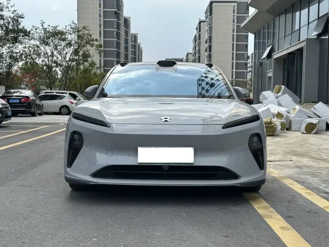 Nio ET5 — Фото автомобиля 2