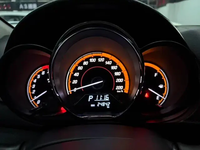 Toyota YARiS L Zhi Xuan — Фото автомобиля 7