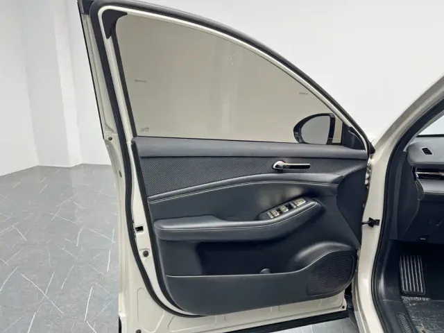 Baojun Yunhai — Фото автомобиля 12