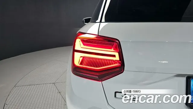 Audi Q2 35 TDI Premium — Фото автомобиля 21
