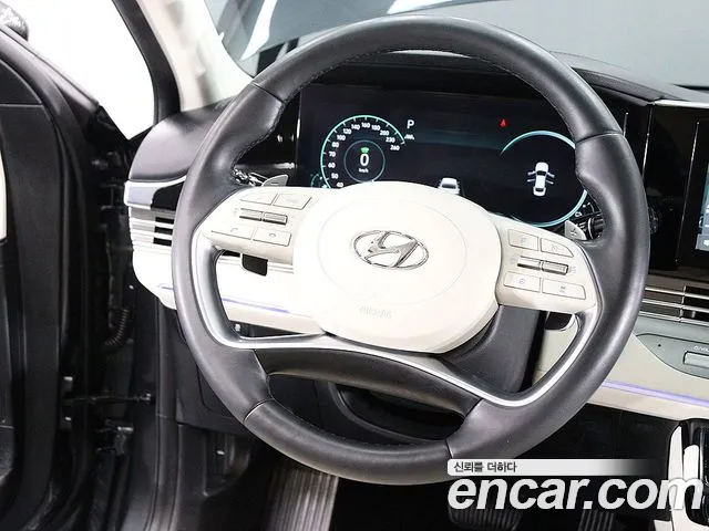 Hyundai Grandeur — Фото автомобиля 15