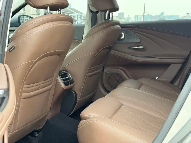 Chery Arrizo 8 — Фото автомобиля 9
