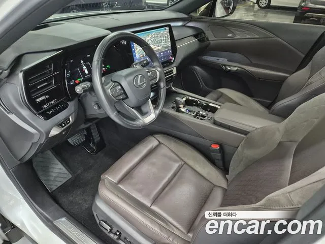 Lexus RX RX450h+ 5th Gen — Фото автомобиля 14