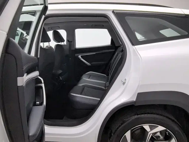 Geely Boyue L — Фото автомобиля 15