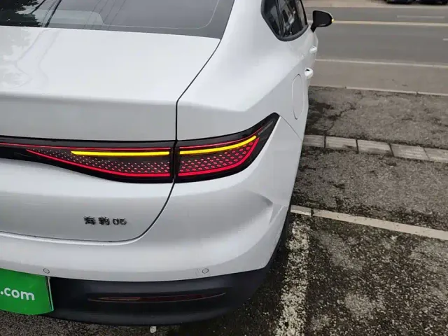 BYD Seal 05 DM-i — Фото автомобиля 7