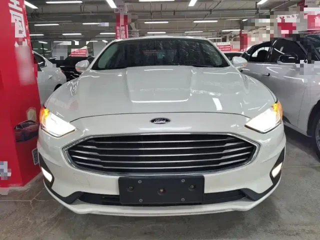 Ford Mondeo — Фото автомобиля 2