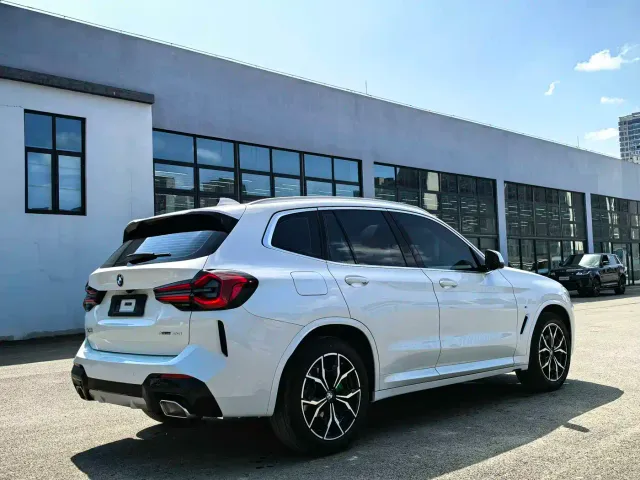 BMW X3 — Фото автомобиля 9