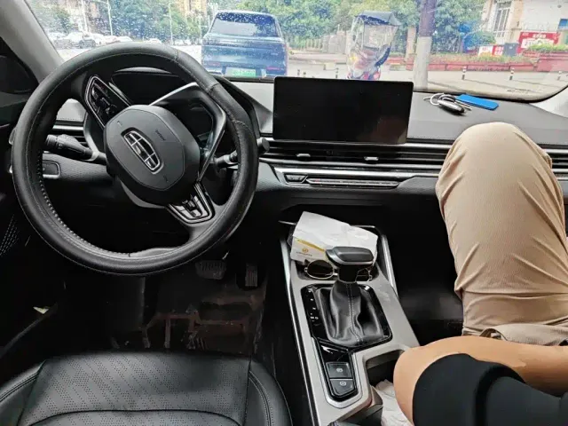 Geely Emgrand — Фото автомобиля 5