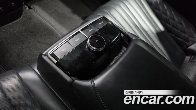 Kia K8 Hybrid — Фото автомобиля 23