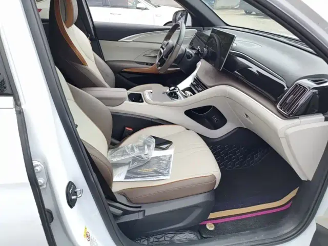 BYD Song Pro — Фото автомобиля 24