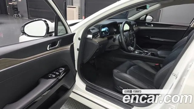 Kia K5 — Фото автомобиля 15
