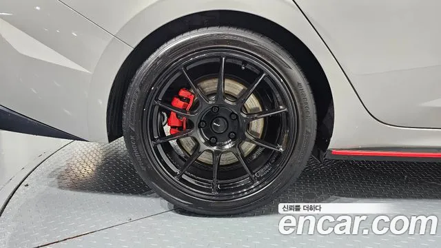 Hyundai Avante — Фото автомобиля 5