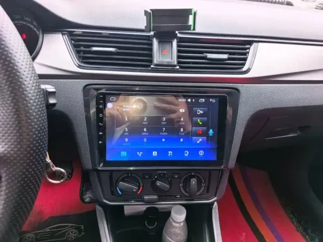 Skoda Rapid — Фото автомобиля 12