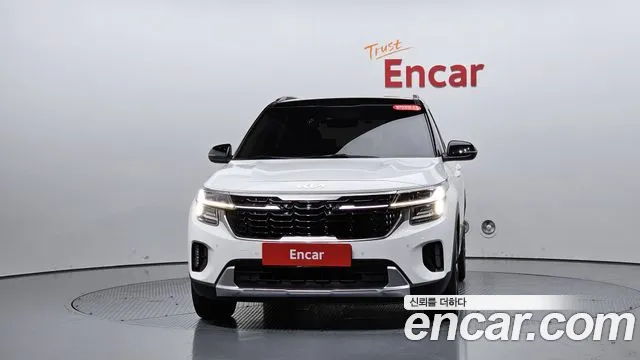 Kia Seltos New — Фото автомобиля 3