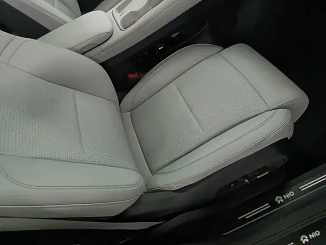 Nio ES6 — Фото автомобиля 24