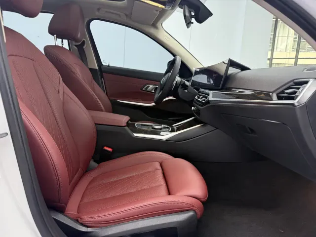 BMW 3 Series — Фото автомобиля 7