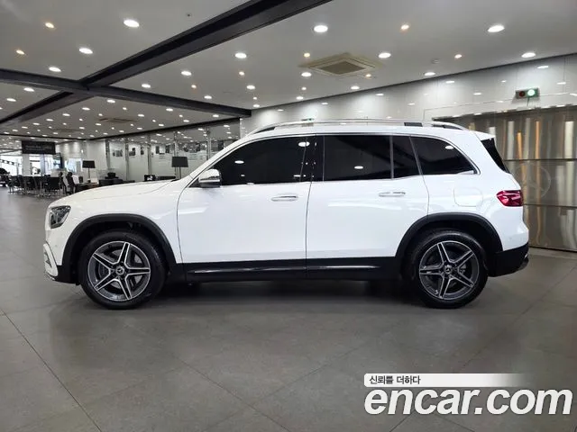 Mercedes-Benz GLB-Class — Фото автомобиля 8