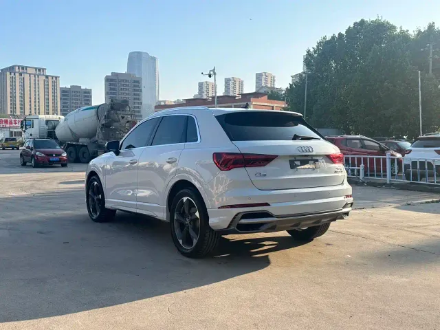 Audi Audi Q3 2023 35 TFSI Fashion Dynamic (1.4T) — Фото автомобиля 4