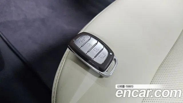 Hyundai Casper Casper Turbo Essential — Фото автомобиля 15