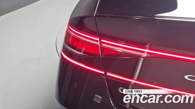 Genesis G90 Бензин 3.5 турбо AWD — Фото автомобиля 17