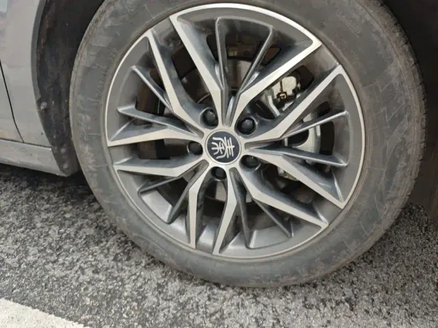 BYD Qin PLUS — Фото автомобиля 8