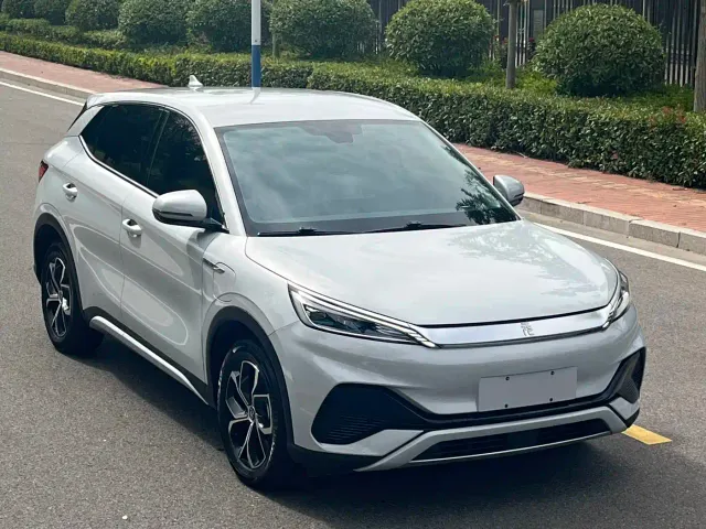 BYD Yuan PLUS — Фото автомобиля 3