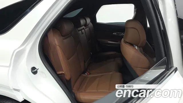 Genesis GV70 2.5T Бензин AWD — Фото автомобиля 11
