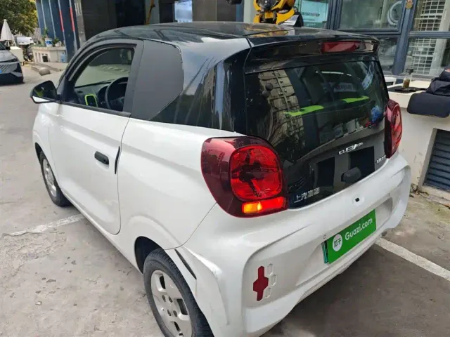 Roewe Clever — Фото автомобиля 4