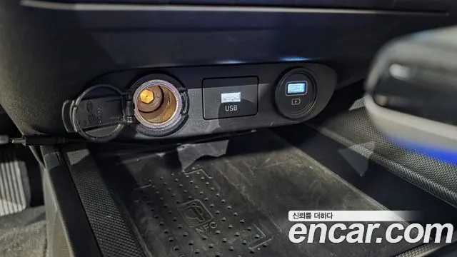 Hyundai AVANTE Avante (CN7) — Фото автомобиля 27