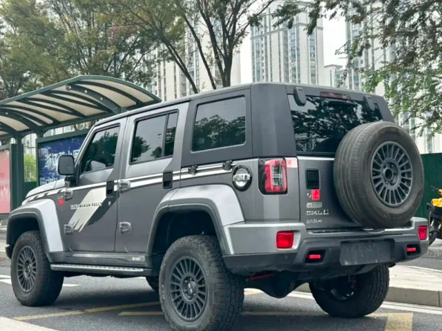 BAIC BJ40 — Фото автомобиля 10