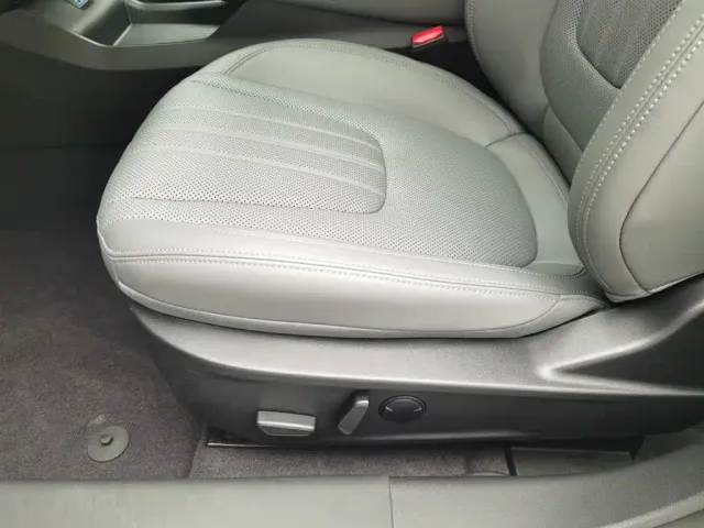 Ford Mondeo — Фото автомобиля 20