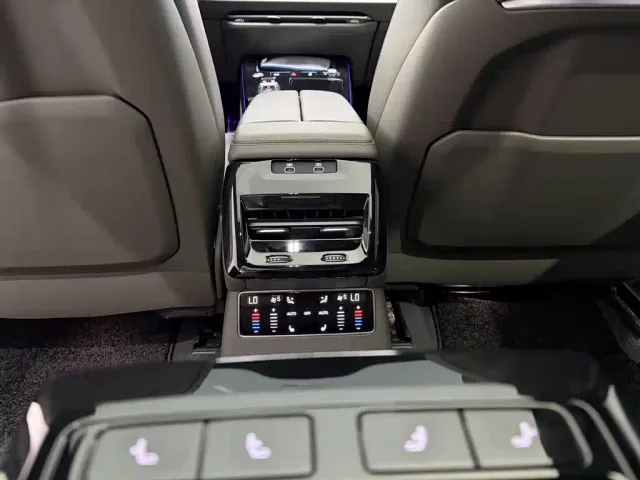 Audi A6L — Фото автомобиля 11