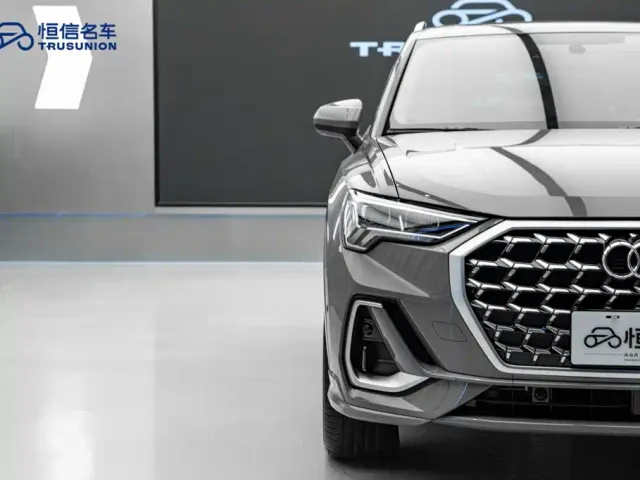Audi Q3 — Фото автомобиля 4