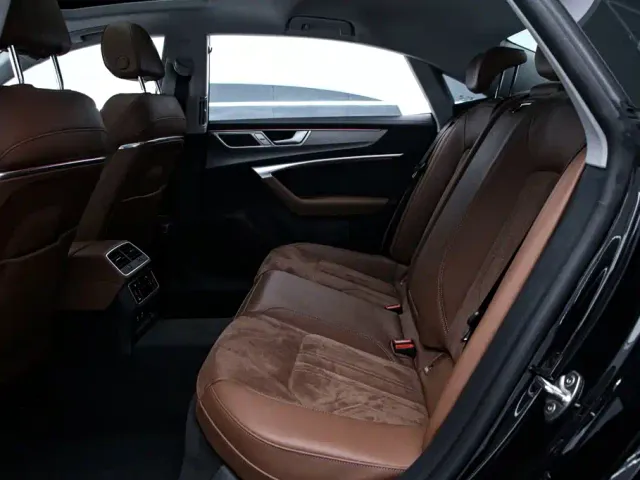 Audi A7L — Фото автомобиля 15