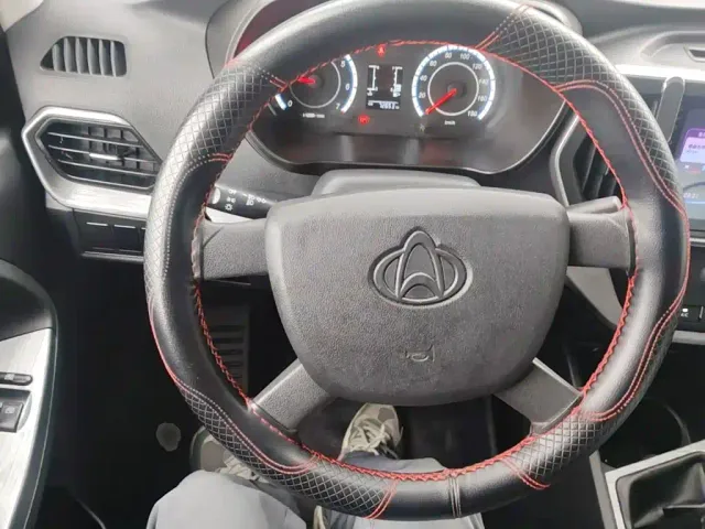 Changan Ruixing M60 — Фото автомобиля 10