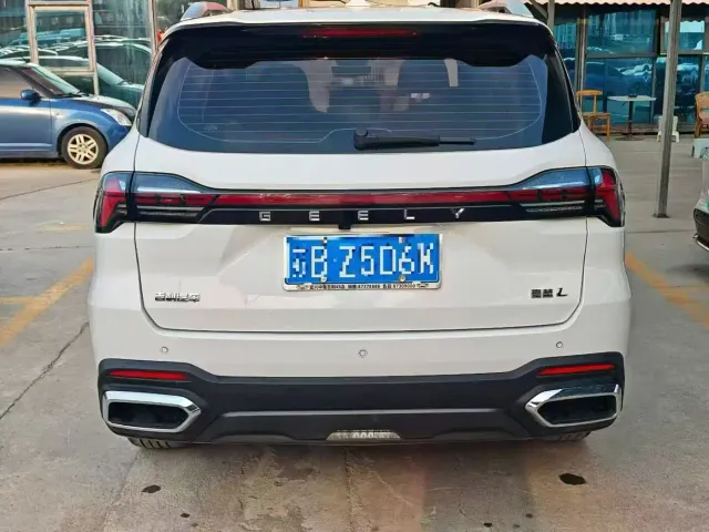Geely Haoyue L — Фото автомобиля 8