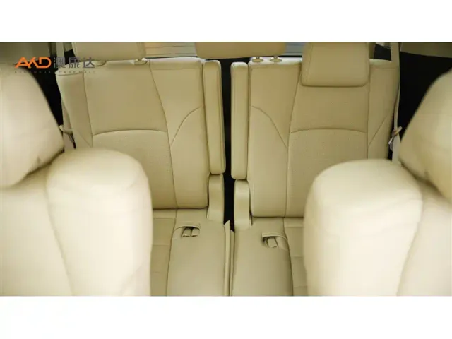 Toyota Alphard — Фото автомобиля 9