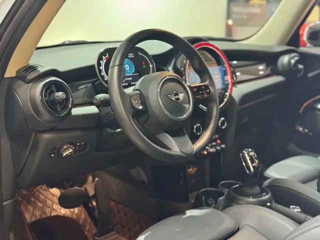 MINI Hatch — Фото автомобиля 9