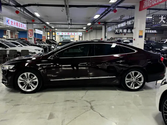 Buick LaCrosse — Фото автомобиля 4