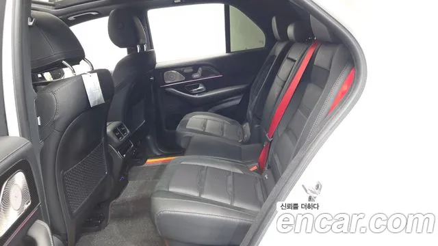 Mercedes-Benz GLE-Class — Фото автомобиля 17