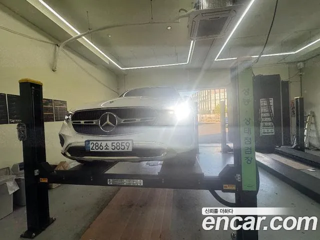 Фотография автомобиля — Mercedes-Benz GLC-Class X254