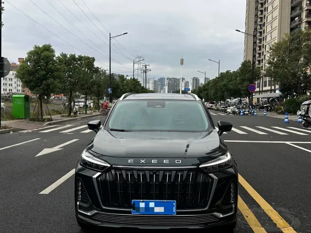 Exeed VX — Фото автомобиля 2