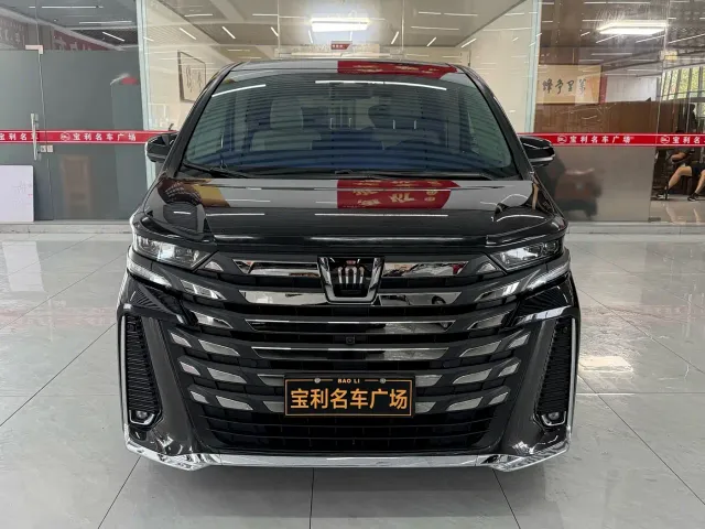 Toyota Vellfire — Фото автомобиля 2