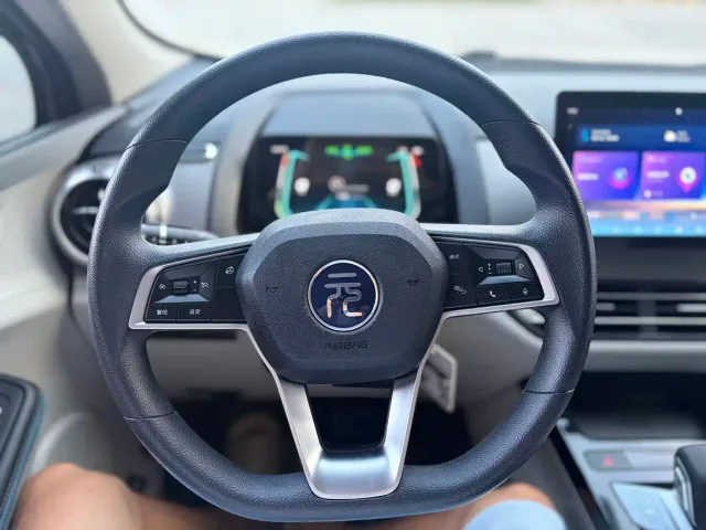 BYD Yuan Pro — Фото автомобиля 11