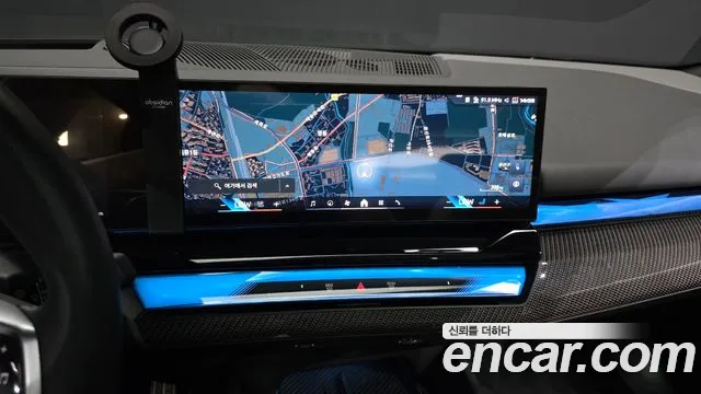 BMW i5 G60 — Фото автомобиля 20