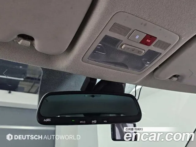 Hyundai Venue — Фото автомобиля 18