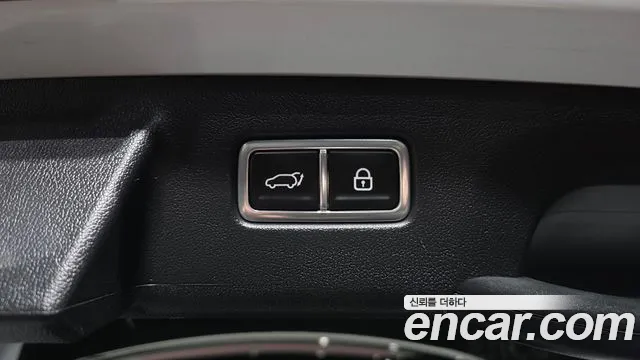 Kia Sorento Sorento 4-е поколение Дизель 2.2 2WD — Фото автомобиля 29
